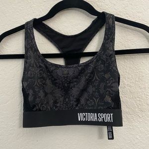 Victoria secret sports bra